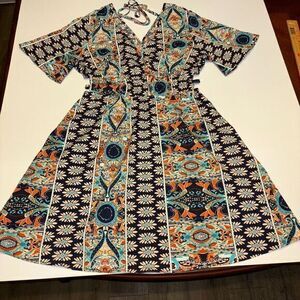 NWOT Shein VCAY Wrap Boho Dress Ties CutOuts with‎ All Over Print Large 8/10